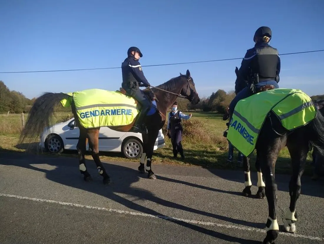Peloton à Cheval du Lion d'Angers disparition Saint-Brice_09 11 21_CJ